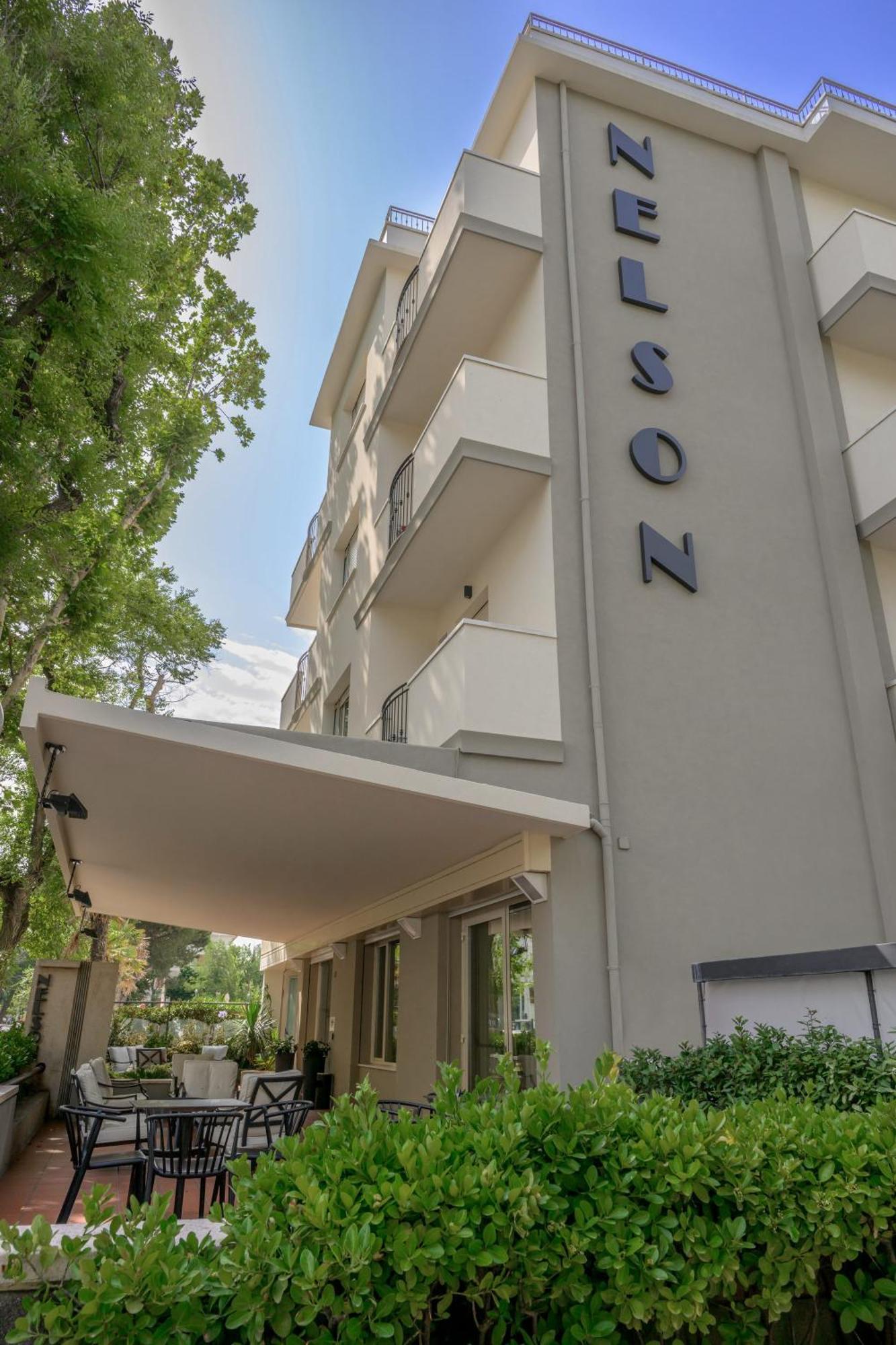Hotel Nelson Riccione Buitenkant foto